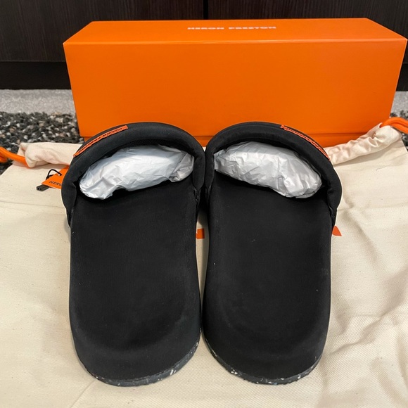 Heron Preston Fabric Logo Slides- EU 43/ True US 10. Retail $300 - Picture 3 of 10